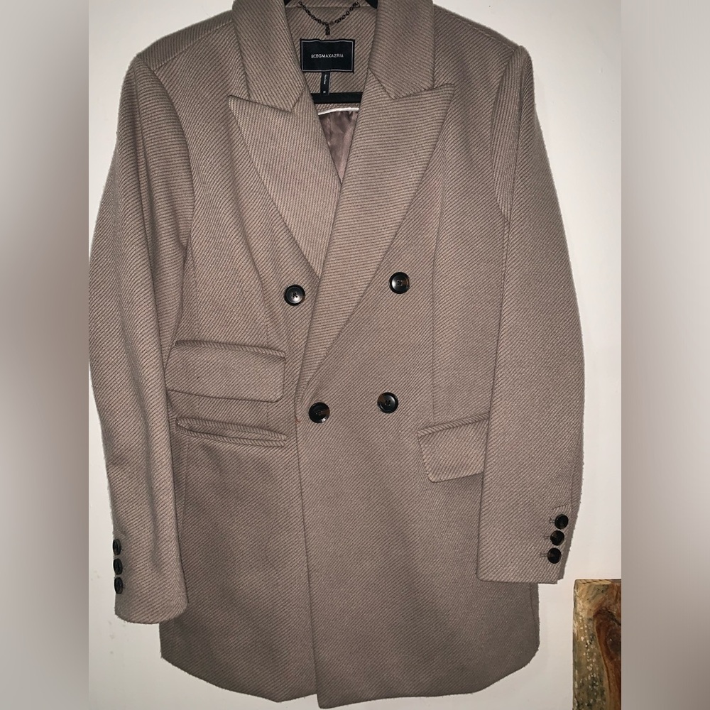 BCBG MaxAzria women’s size medium pea coat New without tags!